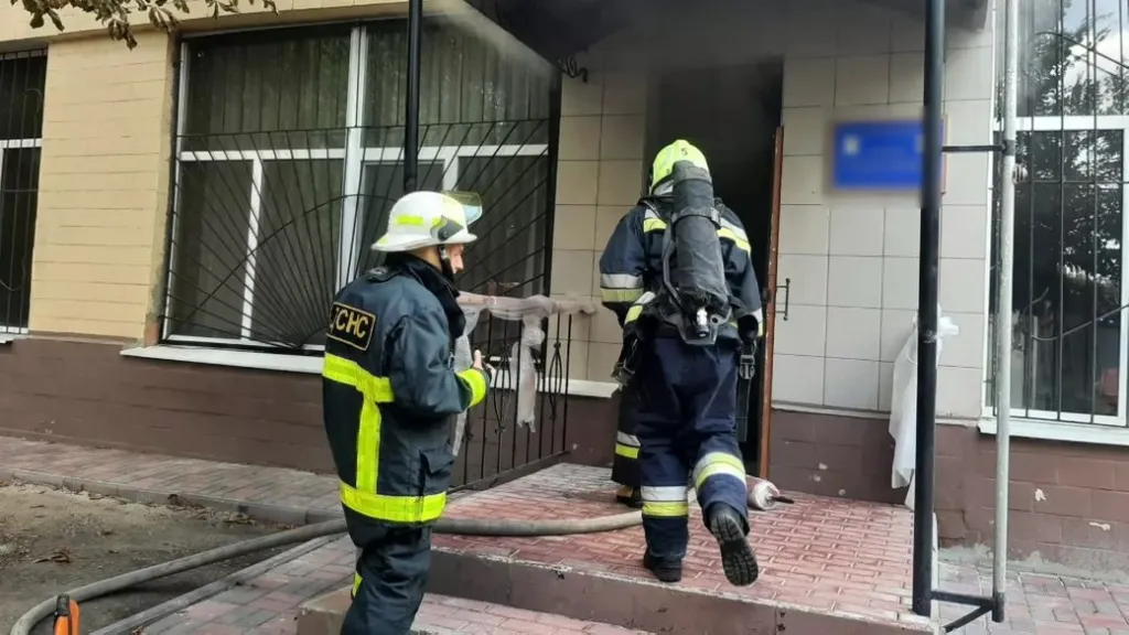 У Кропивницькому під час пожежі в університеті загинули викладач і інженер