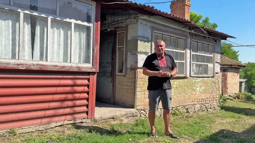 Ветеран з Кіровоградщини після полону створює сад і мріє про власний музей