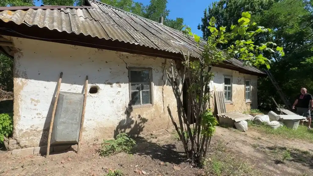 Ветеран з Кіровоградщини після полону створює сад і мріє про власний музей
