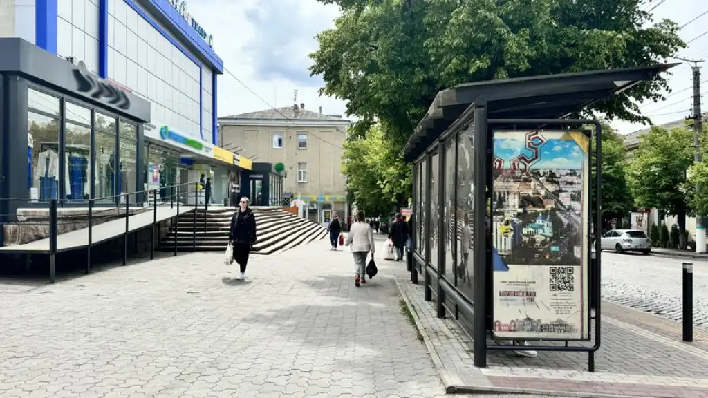 У Кропивницькому приберуть 17 сітілайтів з маршруту безбар’єрності