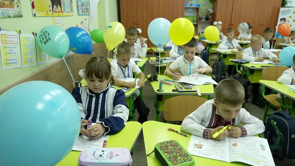 У школах Кіровоградщини стартував новий навчальний рік із уроками пам’яті та турботою про безпеку