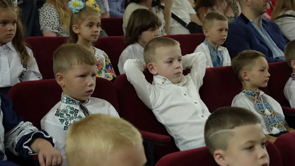 У школах Кіровоградщини стартував новий навчальний рік із уроками пам’яті та турботою про безпеку
