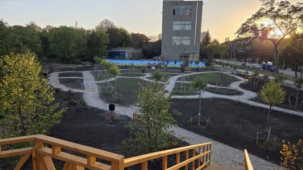 У Кропивницькому відкрили екосквер за 1,4 мільйона гривень: доглядатиме КП «Благоустрій»