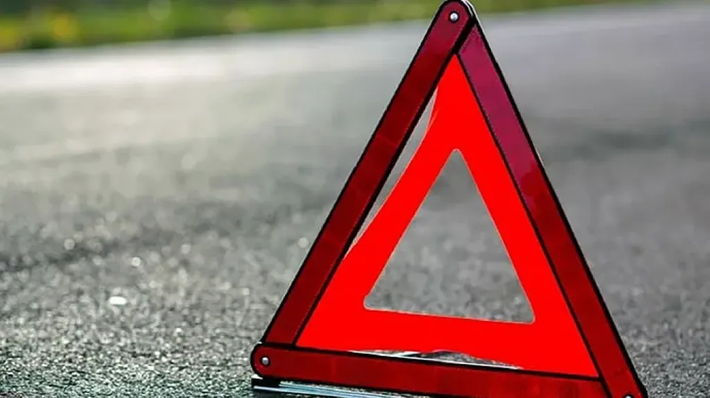 У Кропивницькому на перехресті сталася аварія за участі мотоцикліста