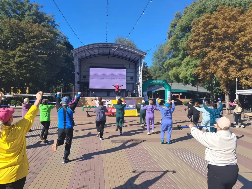 У Кропивницькому відбувся фестиваль скандинавської ходьби «Разом сильніші»