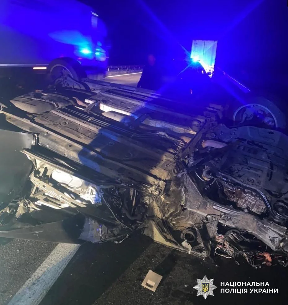 Поліція з’ясовує обставини смертельної ДТП на М-05 у Голованівському районі