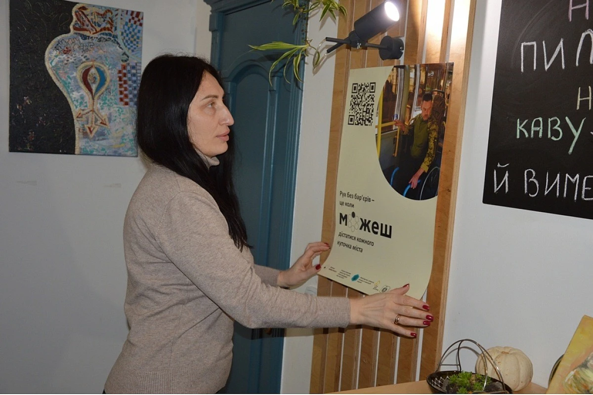 У Кропивницькому відновили позначення на маршруті в межах проєкту доступності