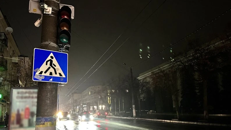 Світлофори у темряві: як Кропивницький долає хаос на дорогах під час відключень