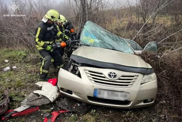 На трасі Київ – Знам’янка родина тренера потрапила у тяжку ДТП