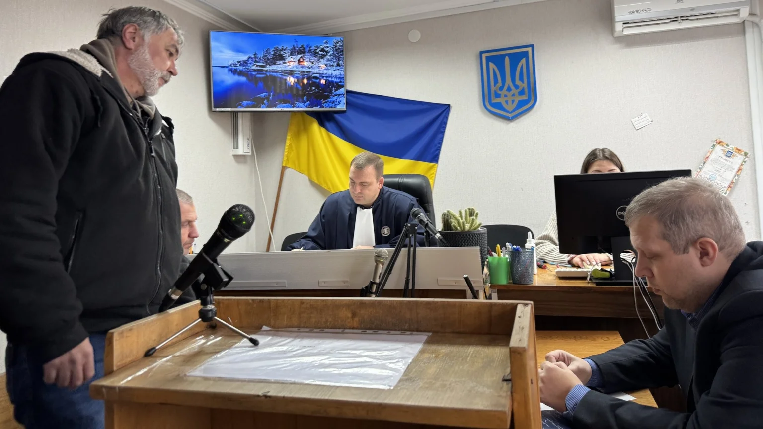 Корупційна справа без старту: суд у Кропивницькому рік не може розпочати розгляд через службу обвинувачених