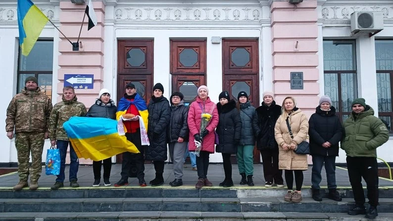 З рідним містом після трьох з половиною років неволі: Знам’янка зустріла Вадима Звягінцева