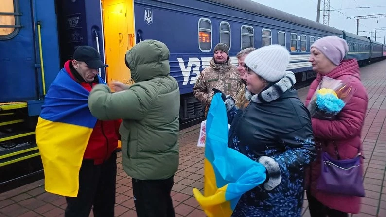 З рідним містом після трьох з половиною років неволі: Знам’янка зустріла Вадима Звягінцева