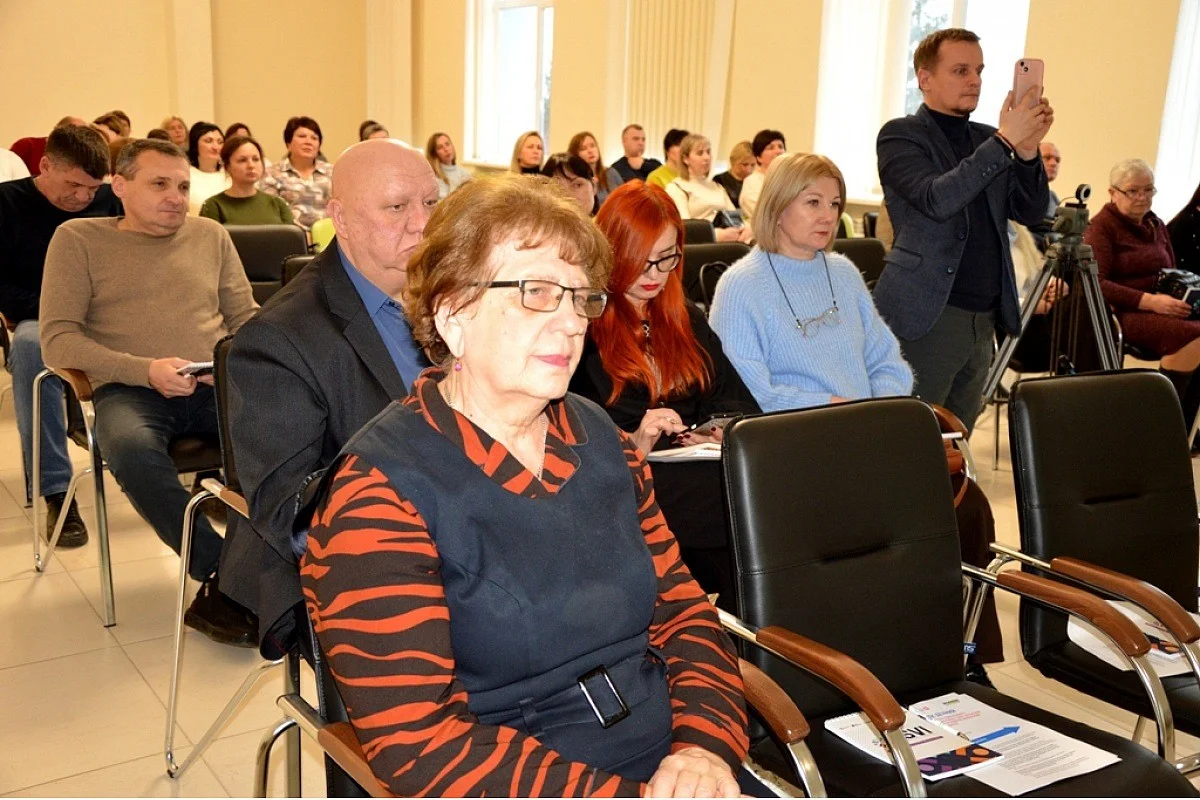 Громади Кіровоградщини шукають спільну модель захисту від домашнього насильства