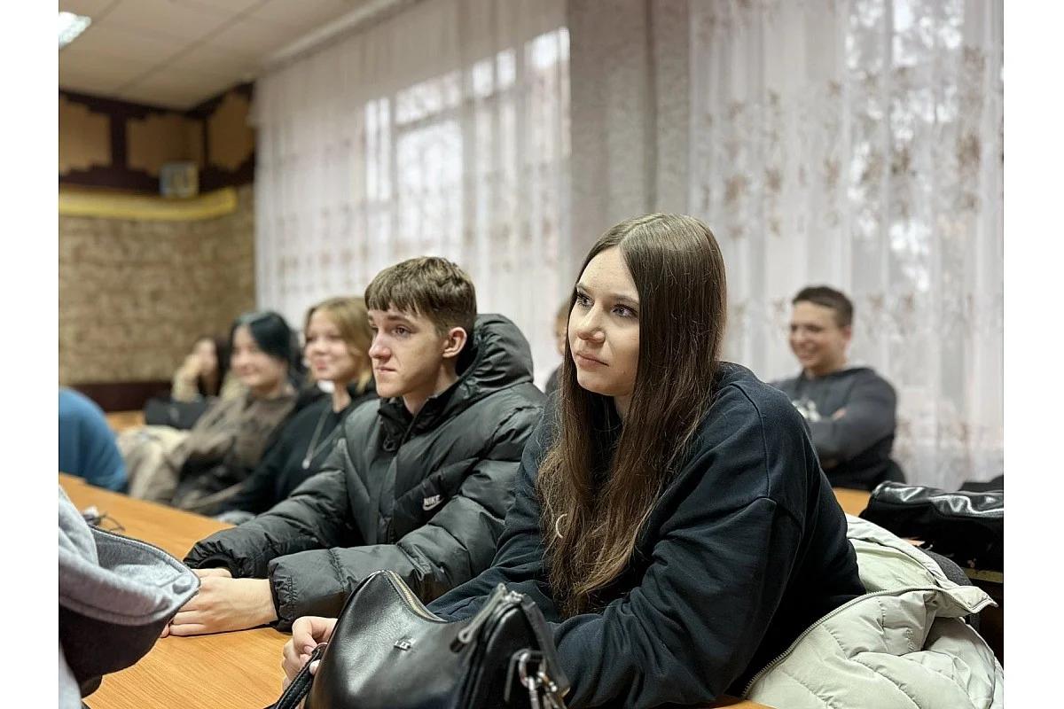 Молодь Кропивницького тренується керувати емоціями та будувати стійкість