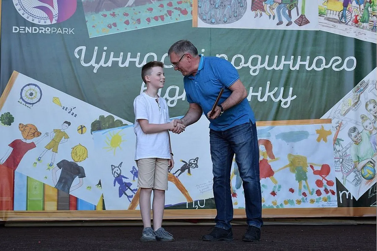 Юний кропивничанин отримав державну відзнаку за волонтерство та талант
