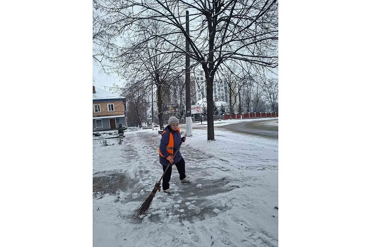 Кропивницький прокидається чистим: комунальні служби працюють на вулицях