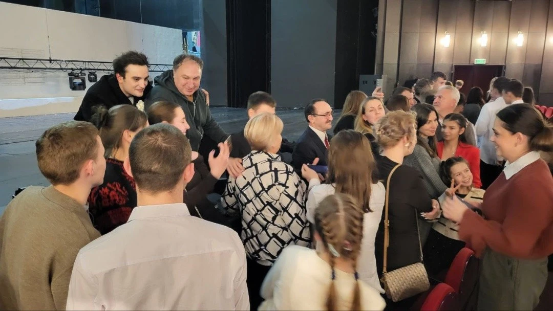 Магія українського театру в Польщі: як «Конотопська відьма» об’єднала дітей-сиріт у Лодзі