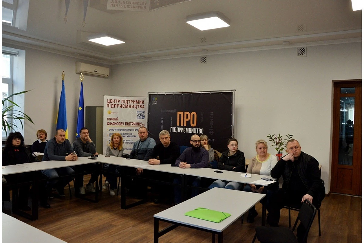 У Кропивницькому бізнес та мерія узгодили єдиний стиль літніх майданчиків