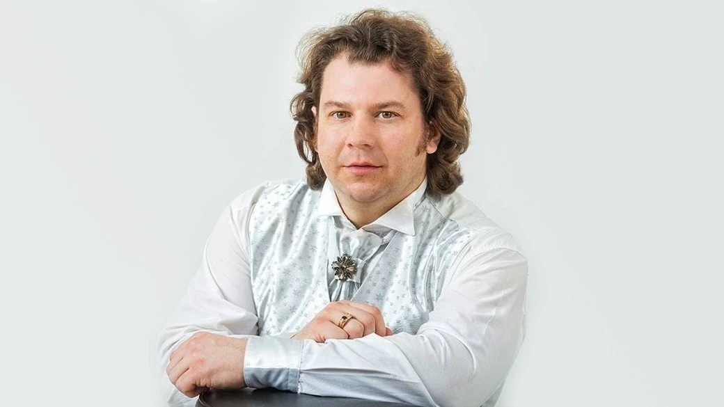 Олег Злакоман став Народним артистом України: шлях тенора від Олександрії до головної сцени країни