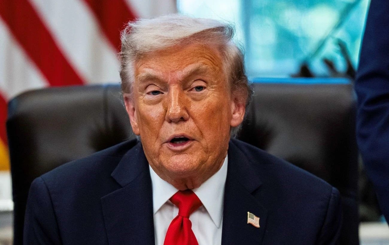 Новий курс Білого дому: Трамп перейшов від безоплатної допомоги Україні до торгівлі зброєю