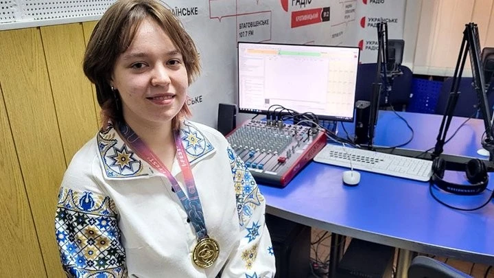 Цифрова ідентифікація солов’їної: як українська школярка підкорила світовий науковий олімп у Тунісі