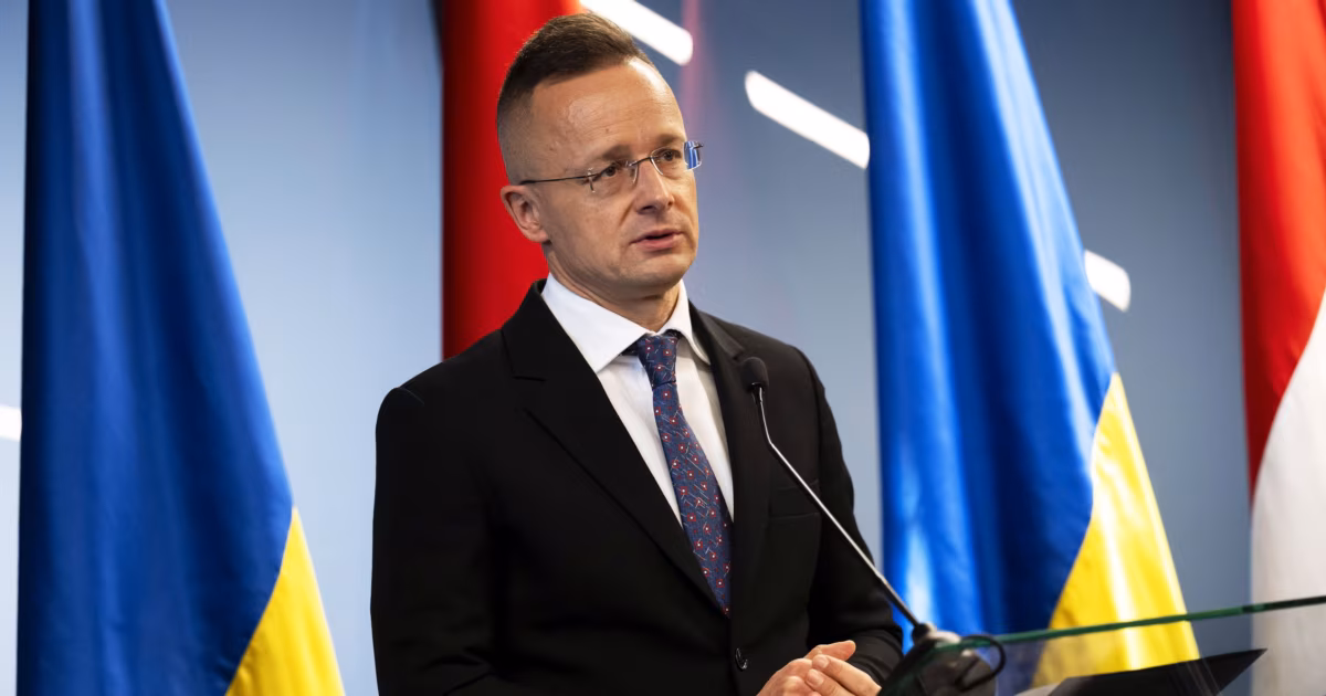Сійярто отримає депутатський мандат у новому складі парламенту Угорщини від «Фідес»
