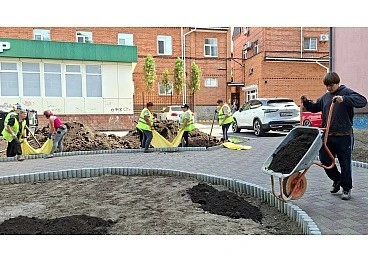 Оновлений ландшафтний дизайн у центрі Кропивницького