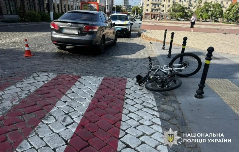 Велосипедист потрапив до лікарні через аварію у Кропивницькому