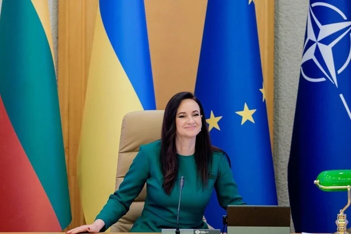 Політична трансформація у Вільнюсі: кабінет міністрів складає повноваження