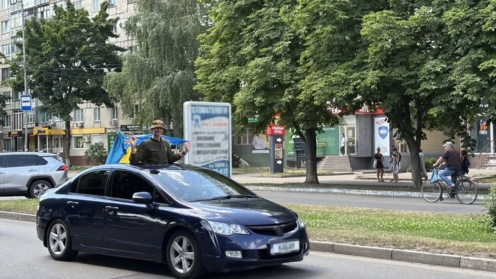 Патріотичний автопробіг в Олександрії до Дня Конституції