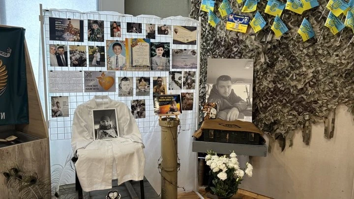 Вшанування пам’яті Максима Цимбала: виставка про героя в Олександрії