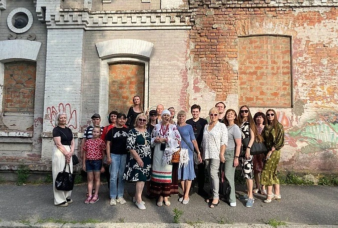 Театральний екскурс: у Кропивницькому відзначили ювілей перейменування міста