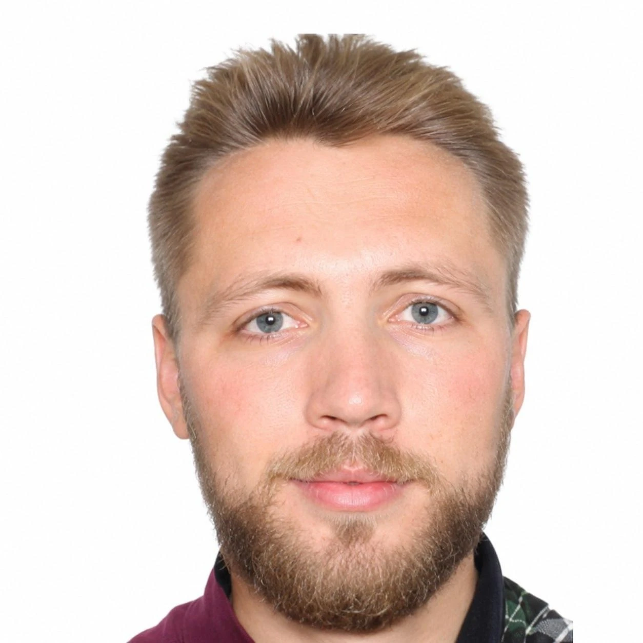 Пока жертвы считают убытки, Виталий Юрченко продолжает жить в Швейцарии